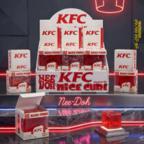فیجت اسکویشی مکعب یخی طرح کی اف سی KFC